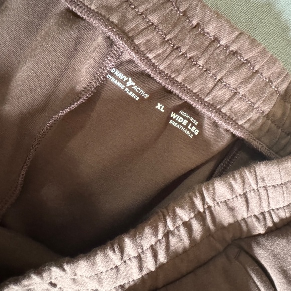 Old Navy Dynamic Fleece High Rise Wide Leg Pants Chocolate Brown XL - Picture 4 of 4